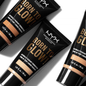 NYX BORN TO GLOW FOUNDATION