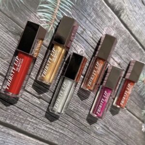 VEE GLOSS BOMB