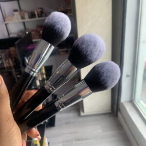 SINGLE POWDER BRUSH - Black