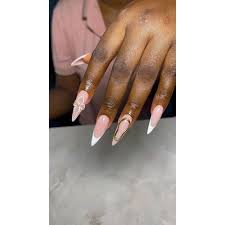 FALSE Nails Professional Pressons